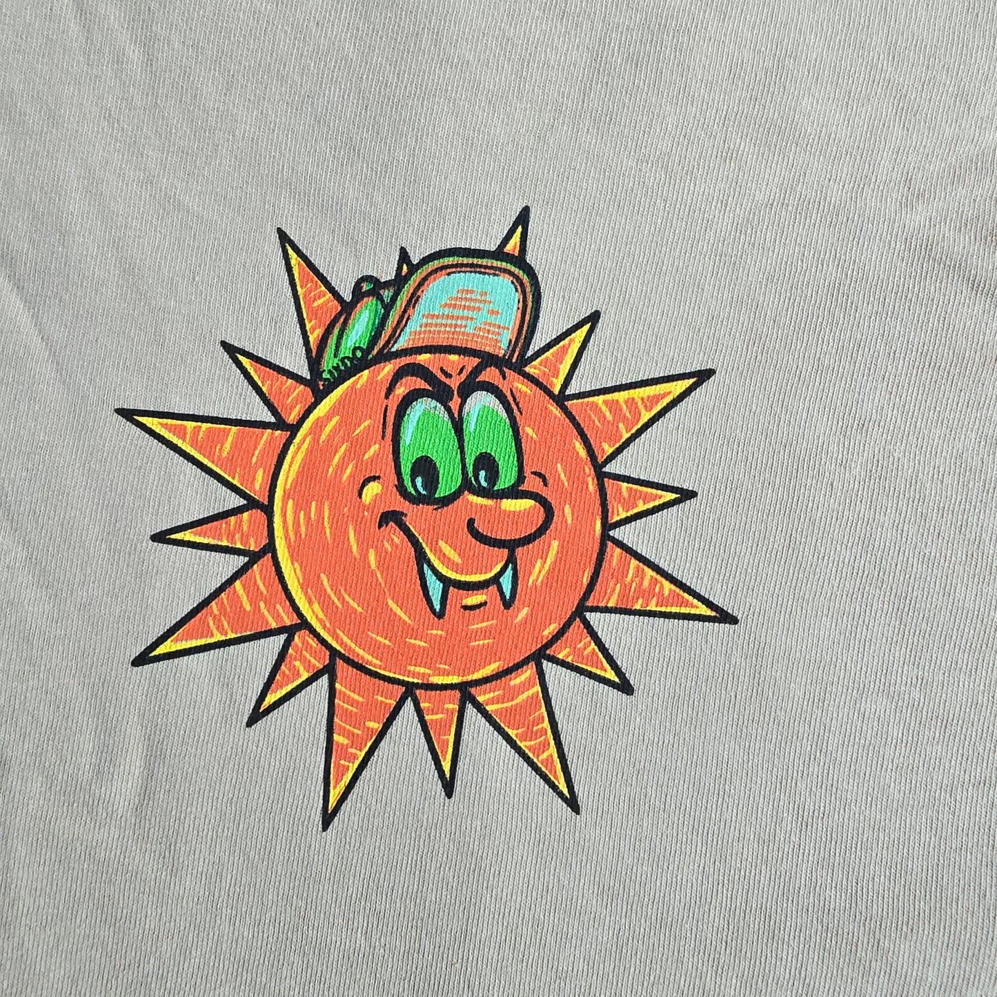 Playera Oficial Feid Ferxxo Calipsis Box Fit